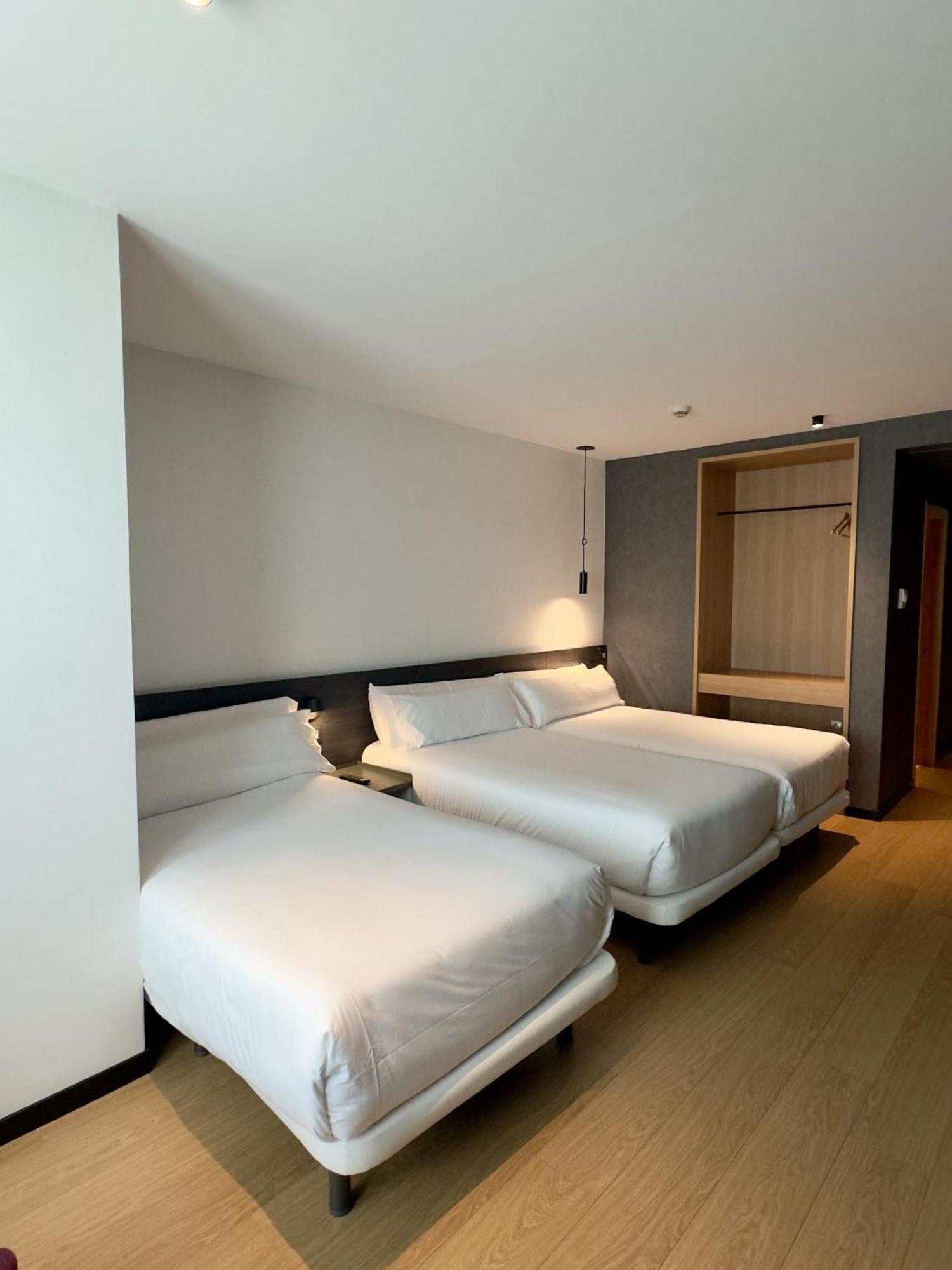 Hotel Forum Ceao Lugo Exterior photo